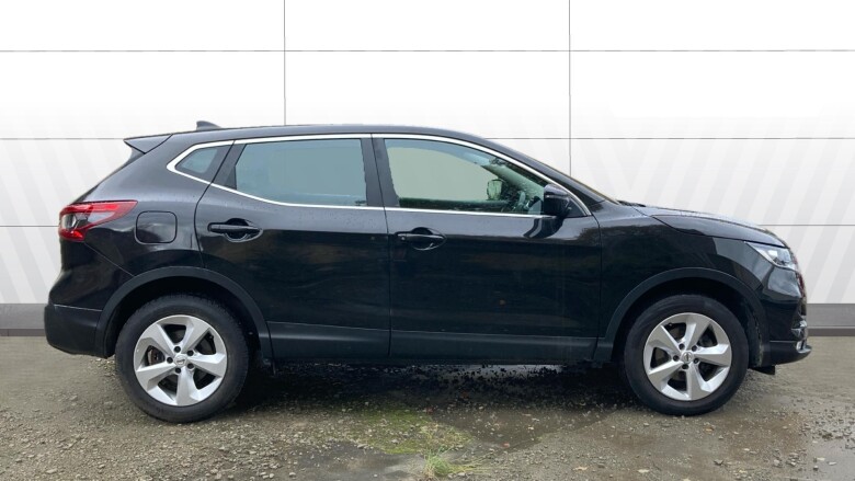 Nissan Qashqai 1.3 DiG-T Acenta Premium 5dr Petrol Hatchback